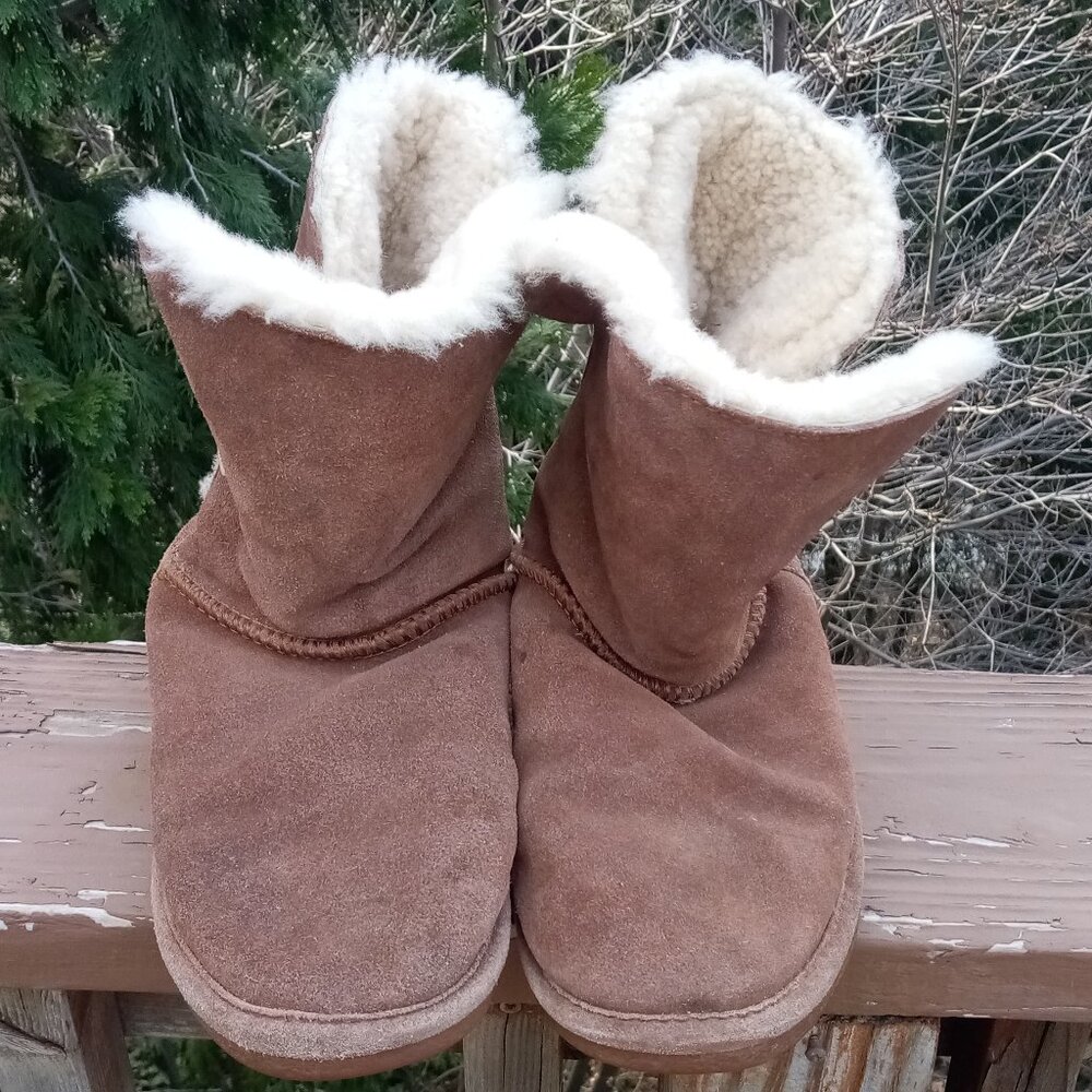 Bear Paw dark tan suede winter boots sz 8